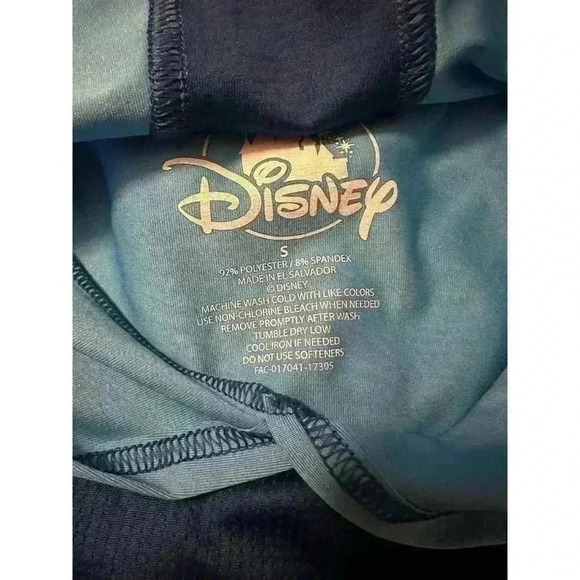 2018 Disney Princess Half Marathon 13 miles Snow White Limited Edition Hoodie - Picture 3 of 7